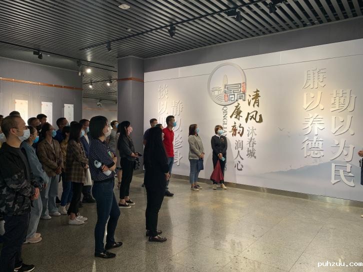 5d8821f96b941b8d4303918c57ba535